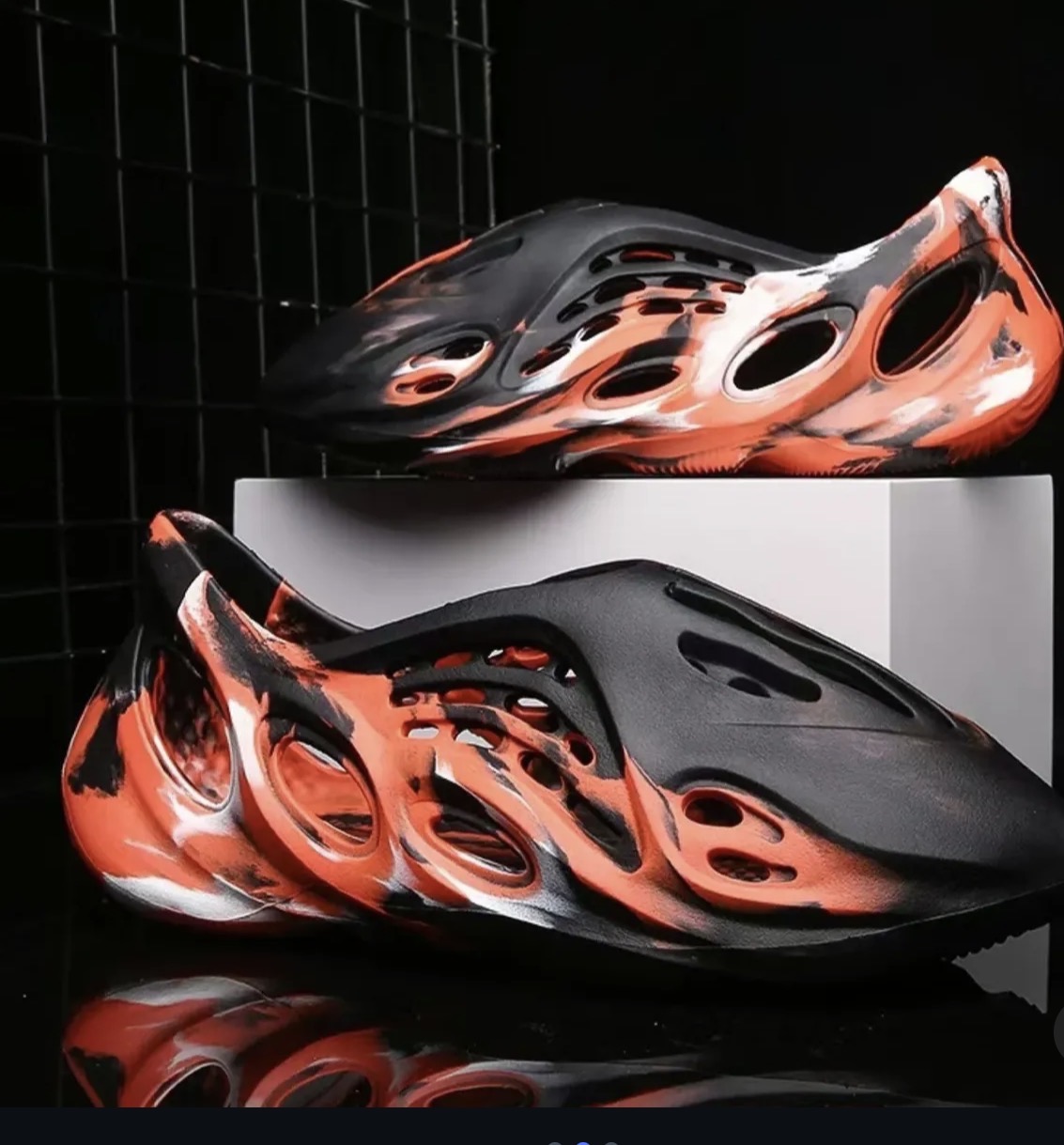 YEEZ SLIDE FORMUNEER