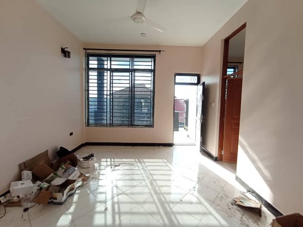 APARTMENT NZURI YA KISASA INAPANGISHWA KIMARA COMPOUND MOJA NI YA FENCE MOJA