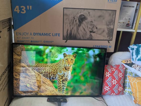 Ailyons Smart Android TV 43 Inches