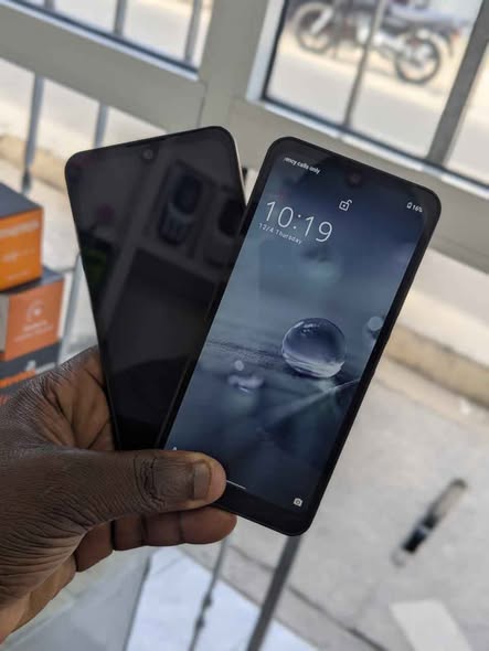 Aquos Wish GB 64 RAM 4