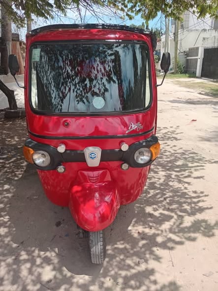 Piaggio Used Bajaji