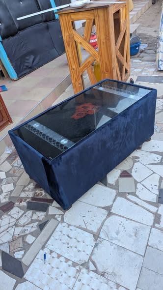 Nauza Coffee table nzuri sana