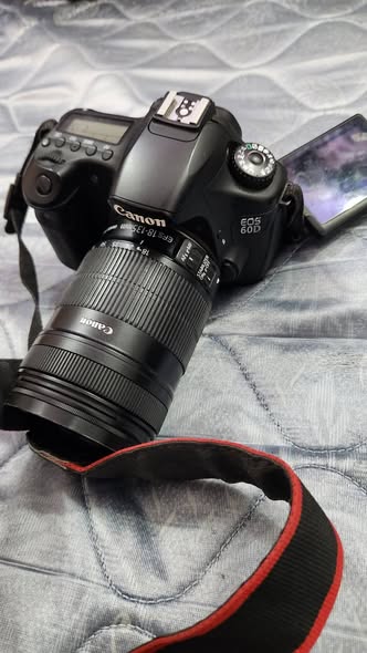 Nauza Camera, CANON 60d