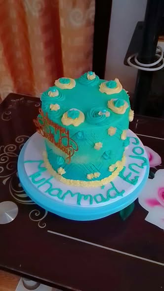 Natengeneza Cake Kwa Ajili ya Shughuli Tofauti Tofauti