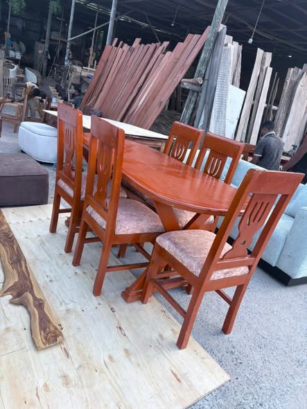 Dining Table Mninga Pure