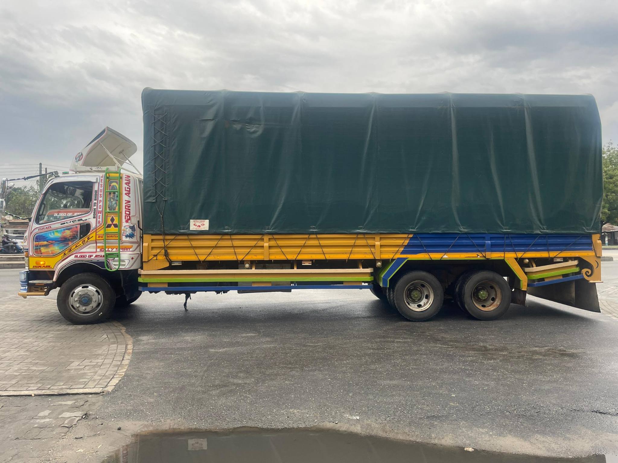 MITSUBISHI FUSO TANDAM – 6D16 TURBO DIESEL