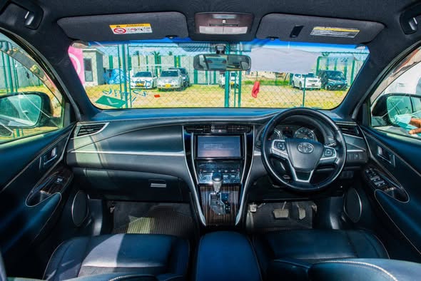 TOYOTA HARRIER 2016 Model