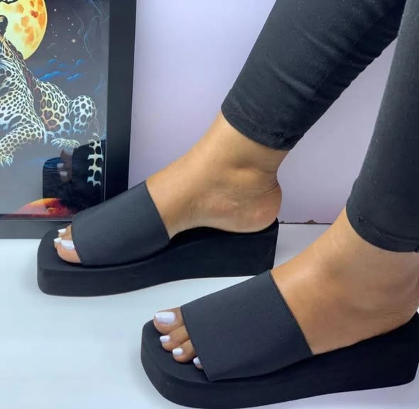 Kiatu Kikali Sana. Bei ya Kizalendo