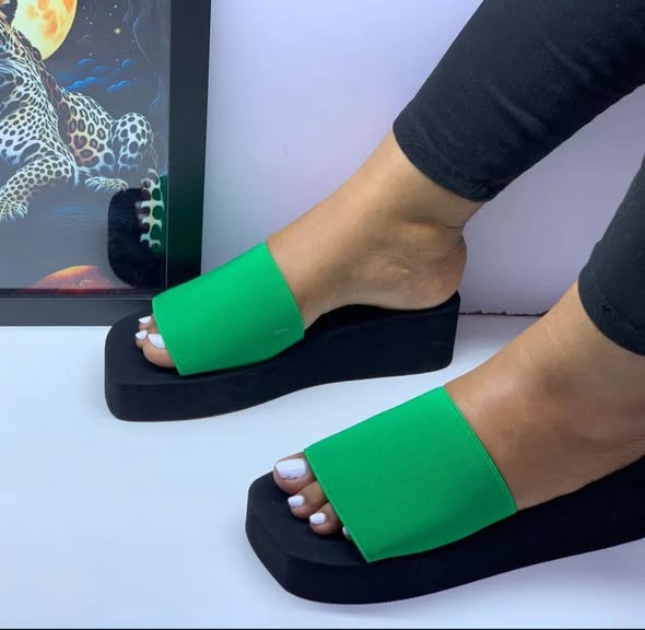 Kiatu Kikali Sana. Bei ya Kizalendo