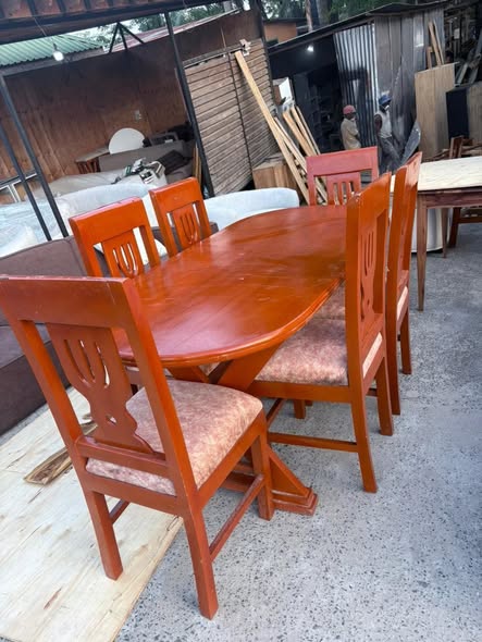 Dining Table Mninga Pure