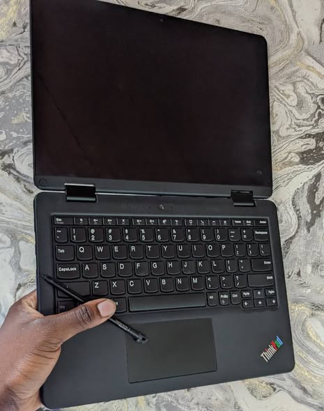 Lenovo Thinkpad 100e Touch Screen na ina Pen