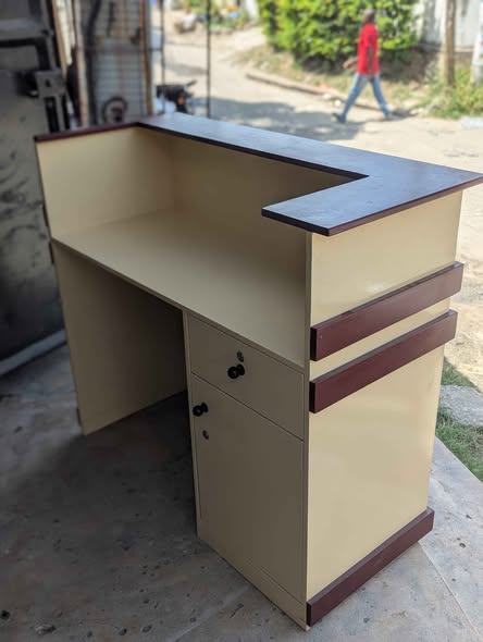 RECEPTION TABLE IMENYOOKA SANA