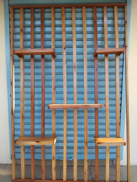 Shelf za Dukani na Saloon Zote