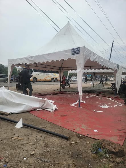 Tunauza na Tunarepair Turubai Aina Zote Pamoja na Belt za Mizigo