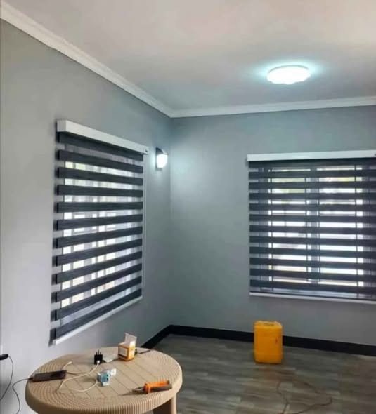 Pendezesha Ofisi/Jiko kwa Pazia Nzuri Imara