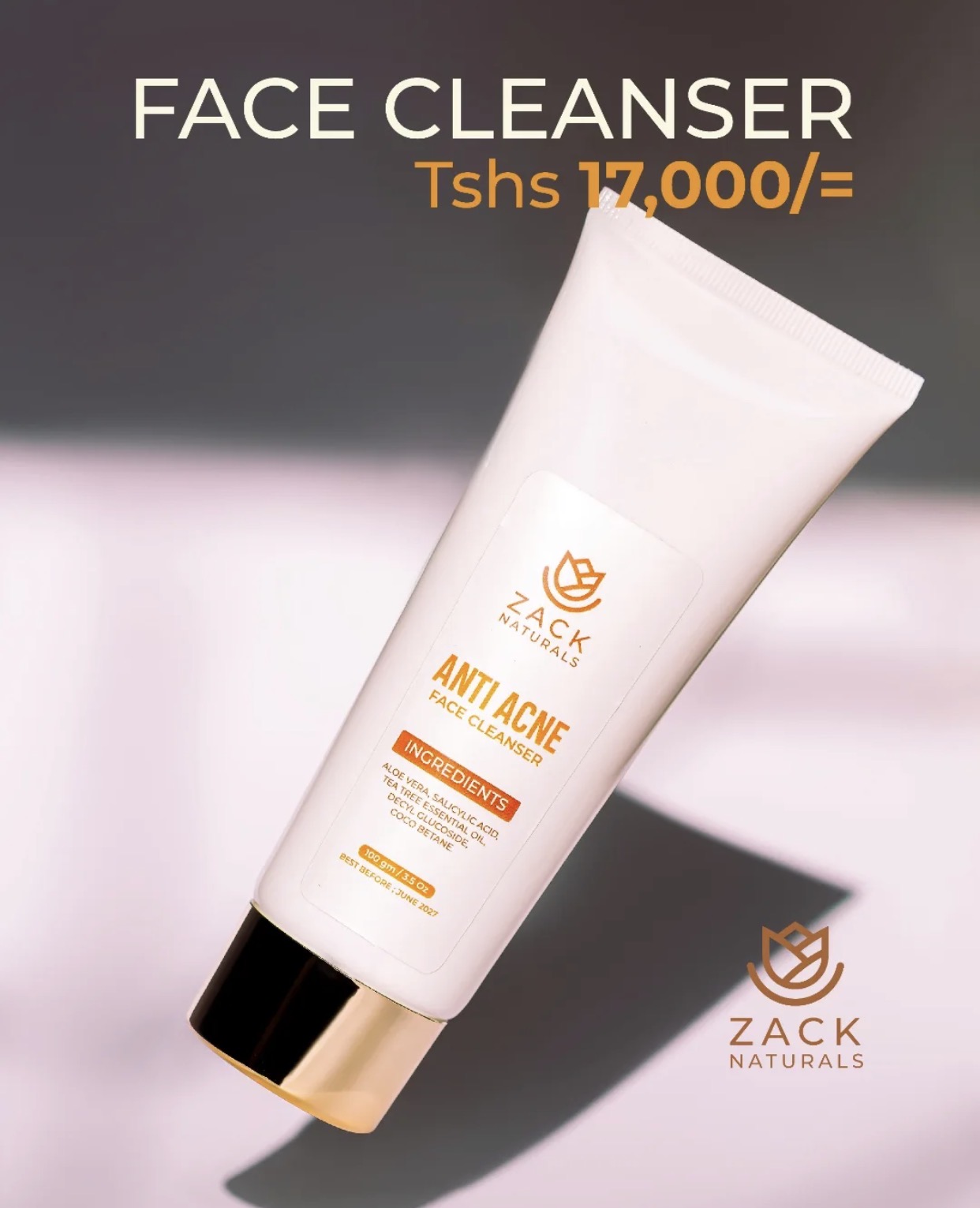 Face cleaner dawa ya uso mwangavu😊.