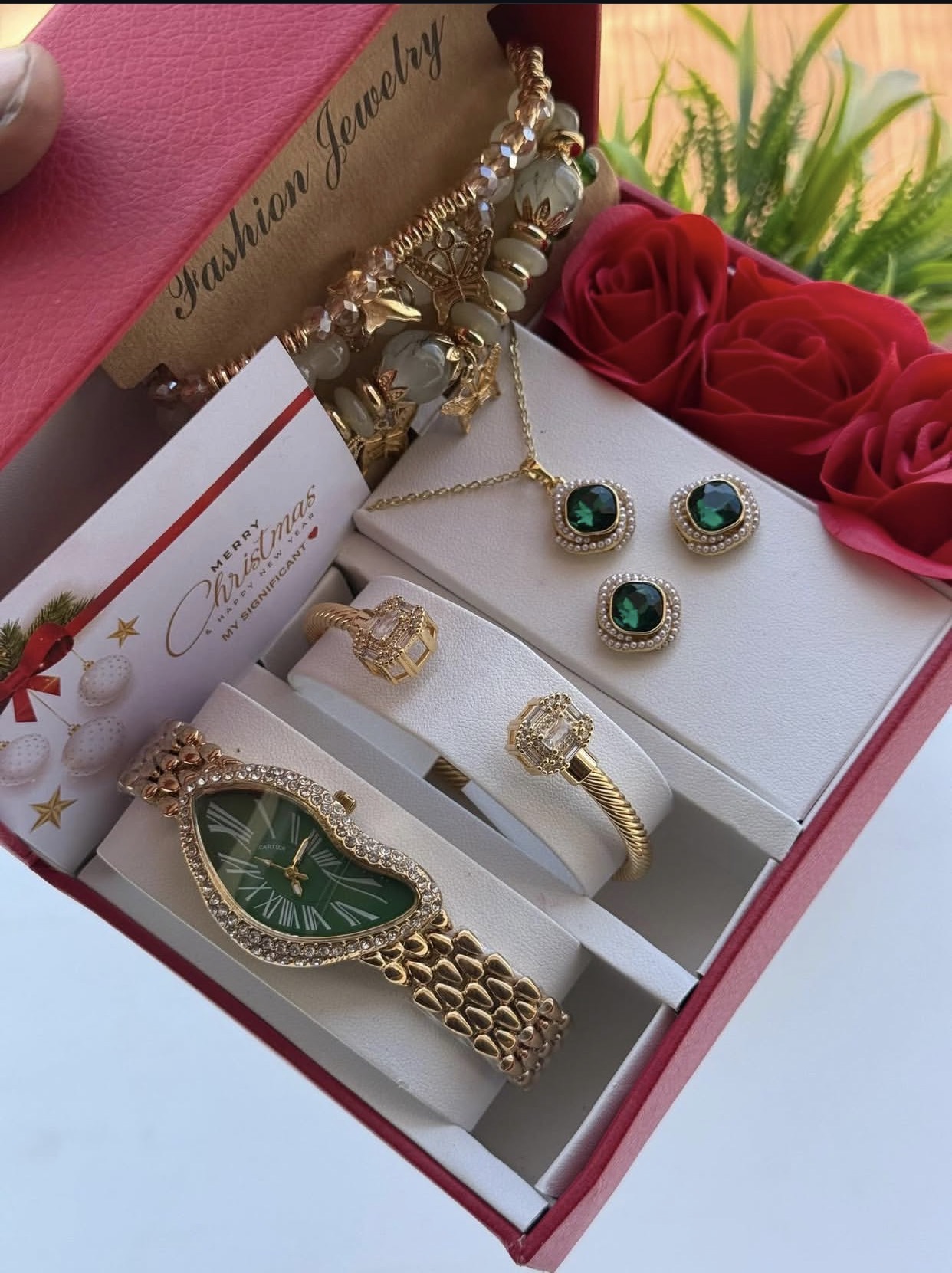 Fashion jewellery full box.😋Special for gifting