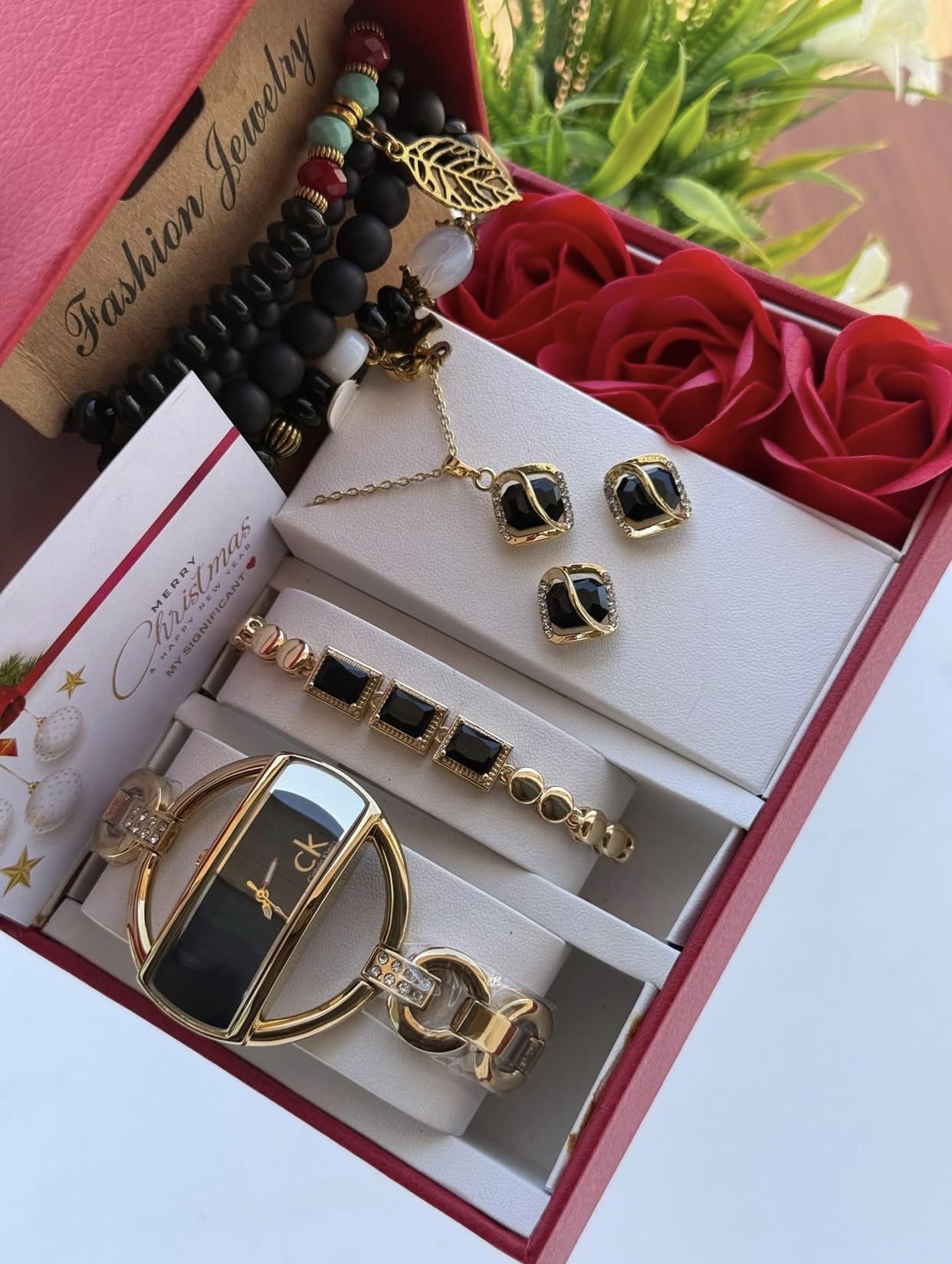 Fashion jewellery full box.😋Special for gifting