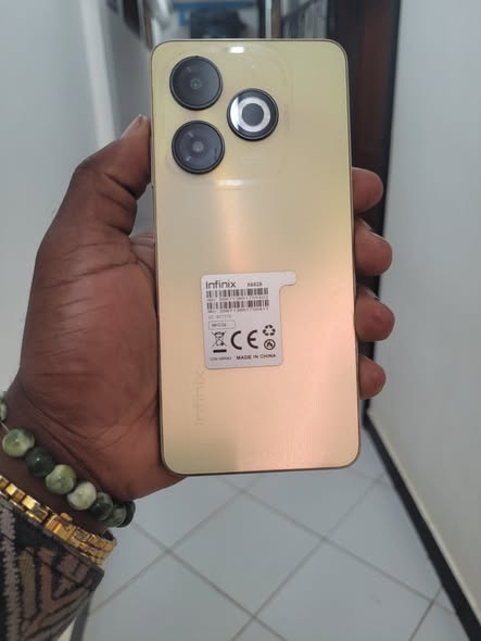 Infinix Smart 8