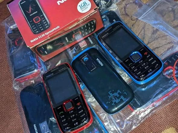 NOKIA EXPRESS 5130 MPYAA!!