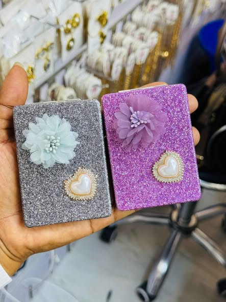 Pocket Mirror Nzuri Sana!!