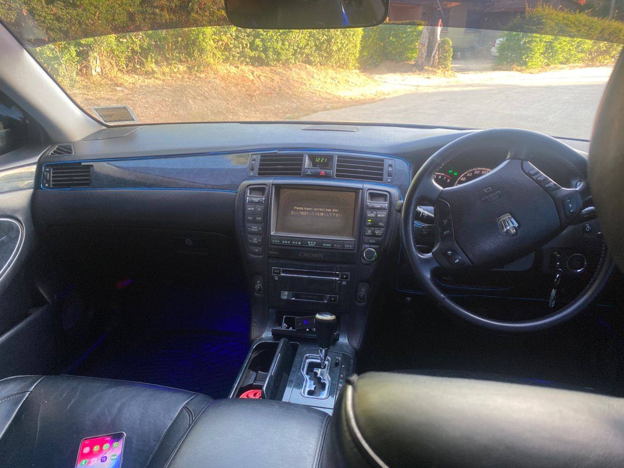 Toyota Crown DWH Black