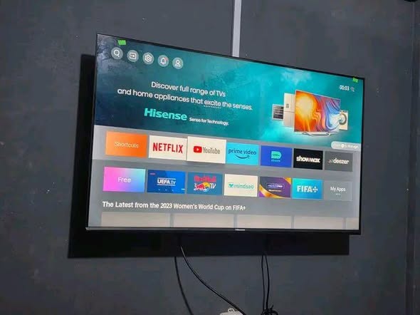 Hisense smart TV inch 43