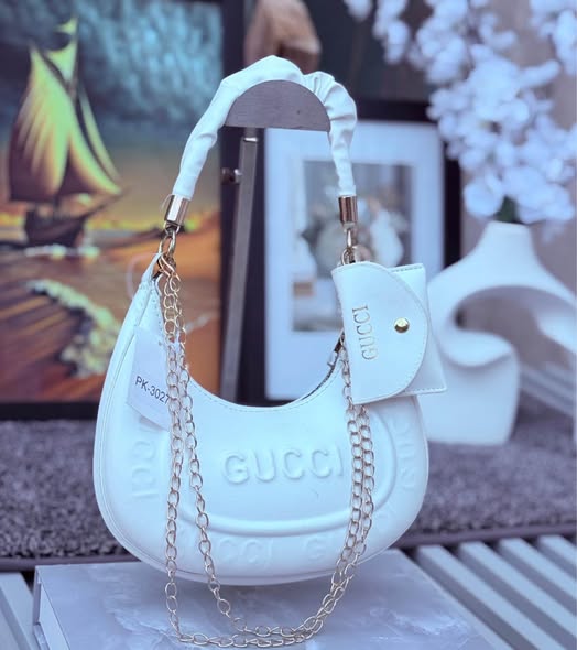 BRAND NEW HANDBAGS!!!