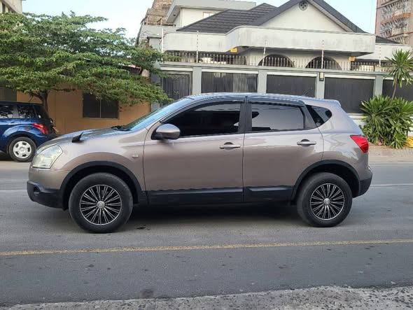 NISSAN DUALIS KALI SANA