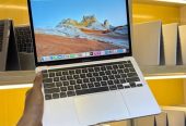 MacBook Pro 13” 2020 (M1 chip) With Touchbar
