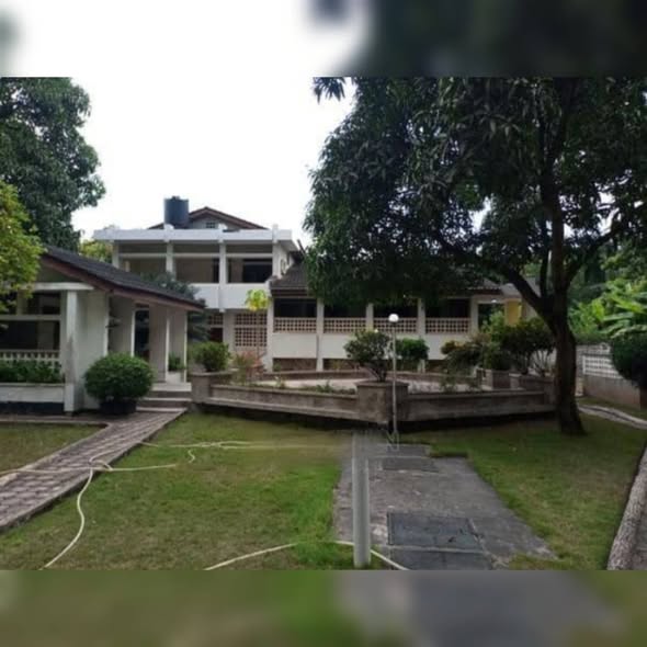 2 Storey, 4 Bedroom Mansion for Sale!!