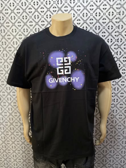 T-SHIRT. VERY QUALITY✅✨