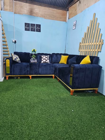SOFA 🛋 ZA KISASA ZINAPATIKANA KWETU✅