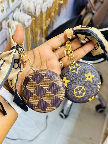 Pocket Mirror Nzuri Sana!!