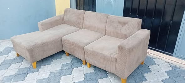 L-Shaped Clean Sofa