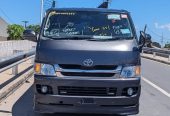 TOYOTA HIACE QUANTARM