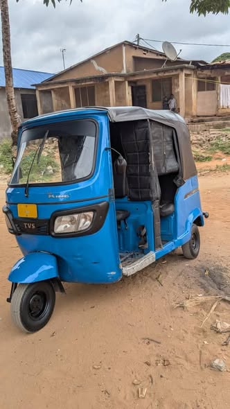 NJOO NIKUUZIE BAJAJ NZURI SANA TVS