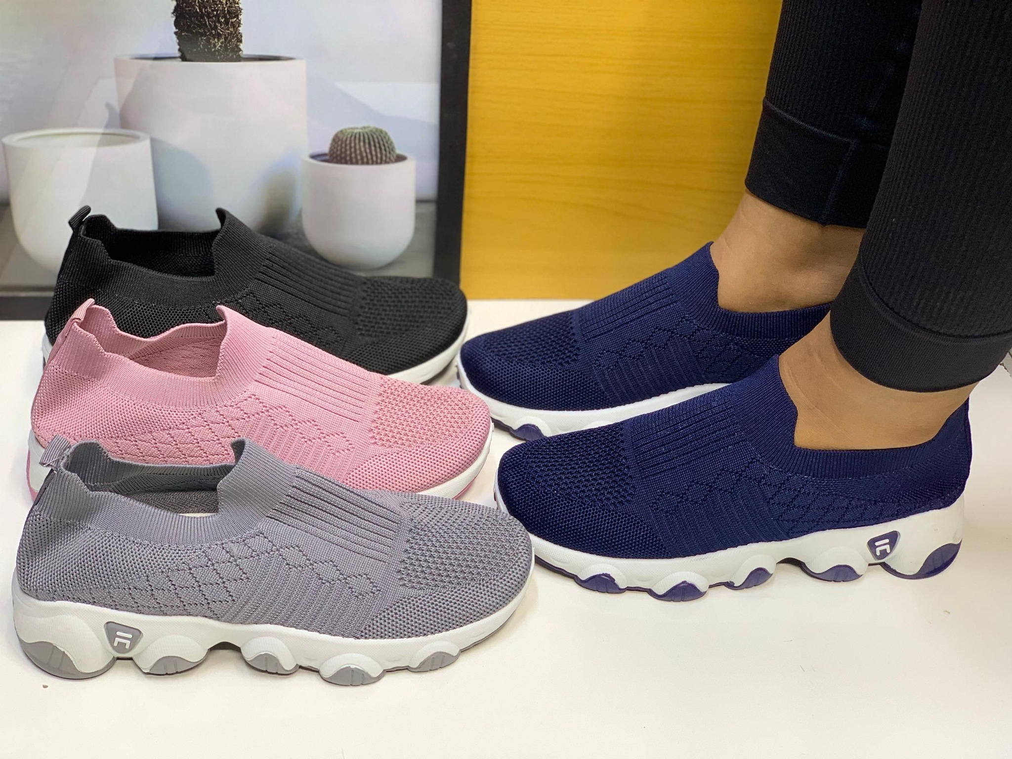 Viatu Bora, Vya Kisasa na Vyenye Ubora