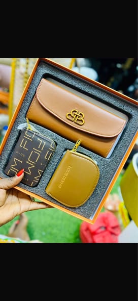 Ladies Wallet Set !!