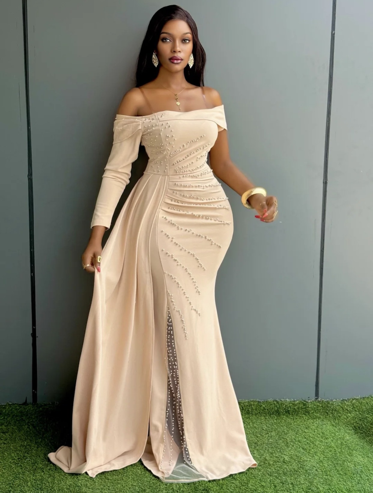 Queen ful dress new 👗Quality.