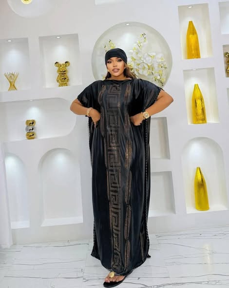 ABAYA CLASSIC. FREE SIZE INA RANGI TANO🔥🔥