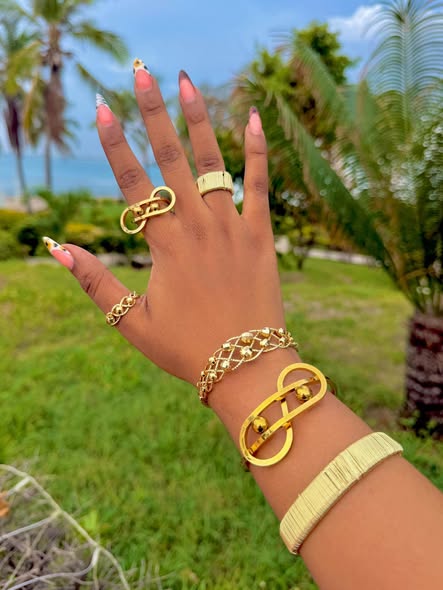 Bangle & Pete za Kishua ni Nzuri Sana