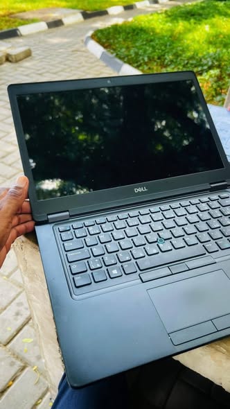 Dell Latitude 5490 Touchscreen