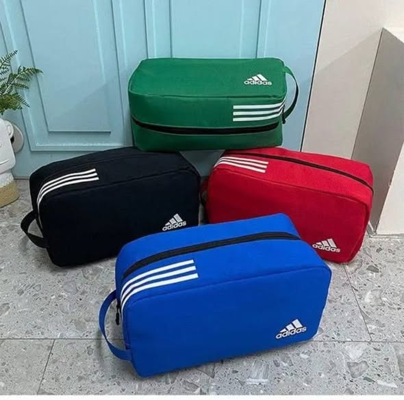 Pata Handbags Nzuri. Sporty Design