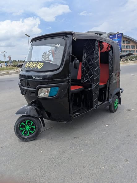 Bajaj Kali Haina Kipengele