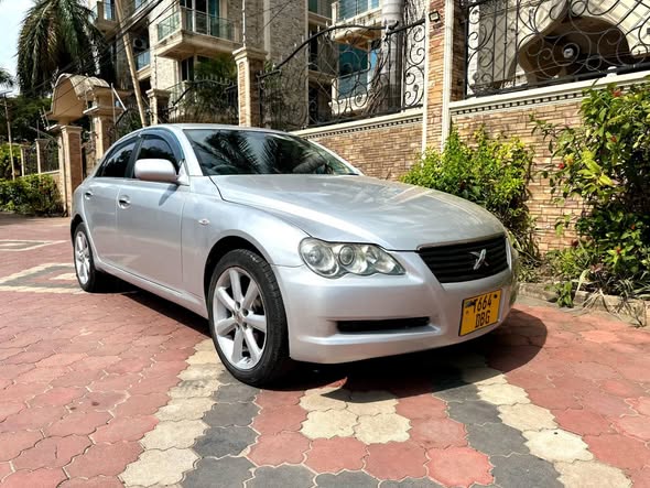 Toyota Mark X Kalii Sana