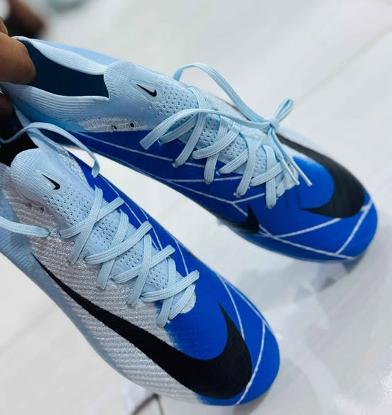 Sport Shoes. Njumu Bora Sana!