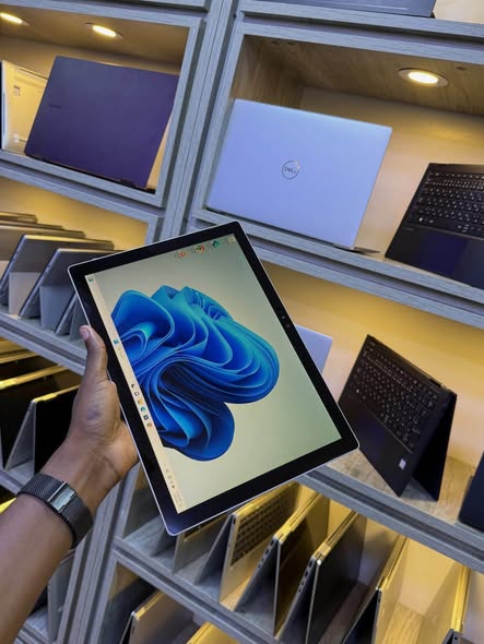 MICROSOFT SURFACE PRO 4