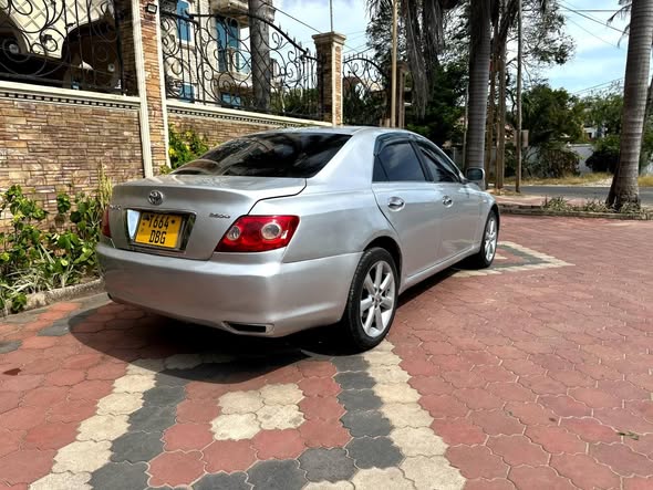 Toyota Mark X Kalii Sana