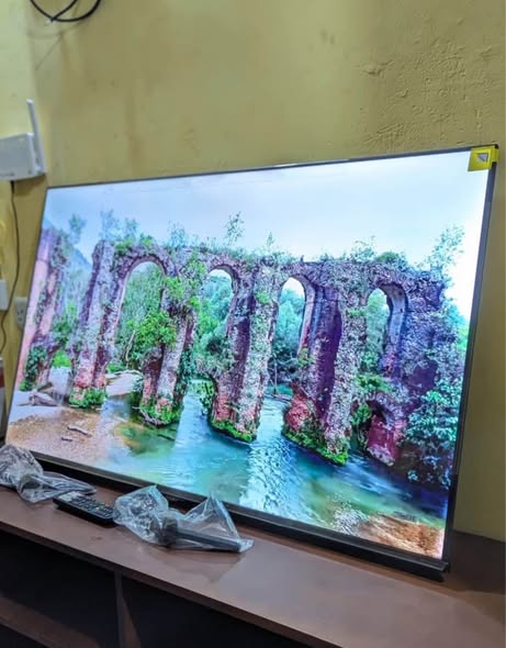 TV HISENSE INCH 65 Smart Frameless